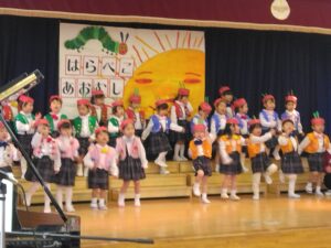 画像:2月19日(水)3歳児クラス発表会の様子♪