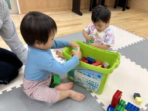 画像:10月20日(月)０・１歳児クラスの様子♪