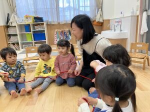 画像:3月16日(月)0，1歳児クラスの様子☆